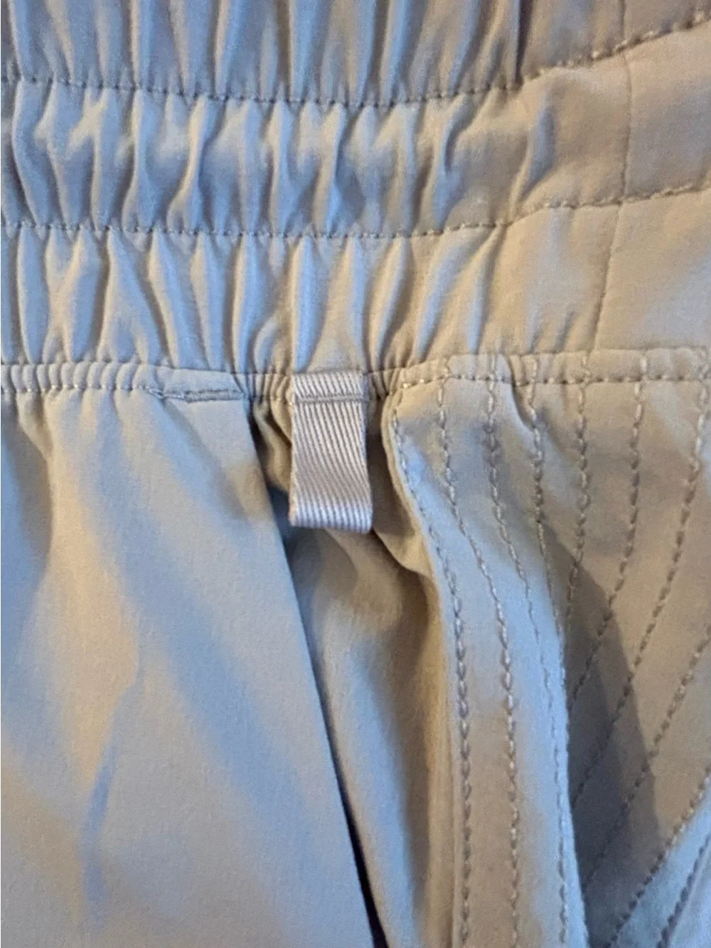 Athleta Cream Wide Leg Utility Pants Size 2 Lightweight - Picture 4 of 11